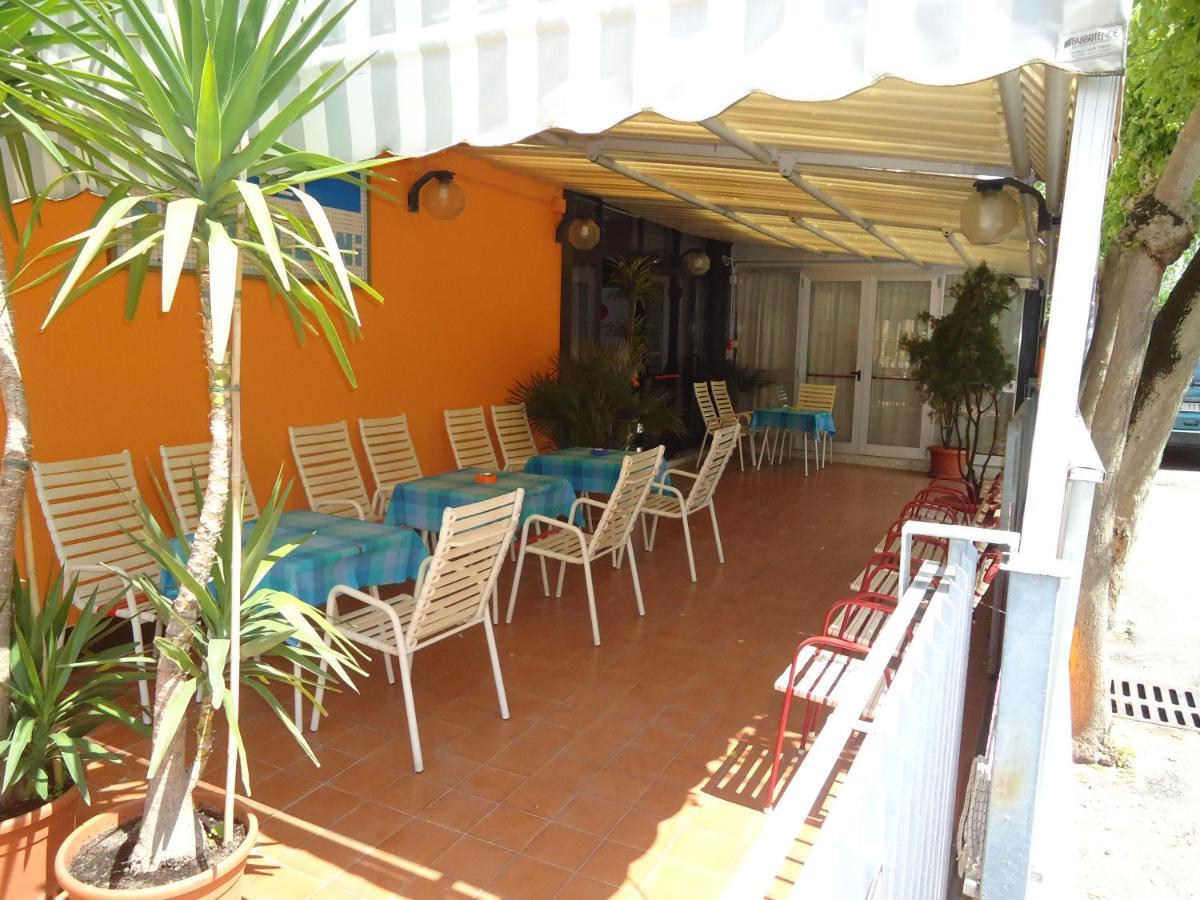 Hotel Castellani Rimini Eksteriør bilde
